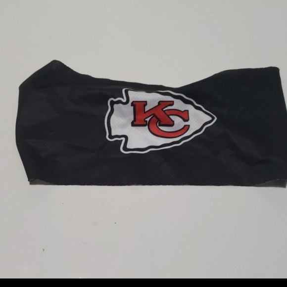 Patrick Mahomes headband - Picture 2 of 3